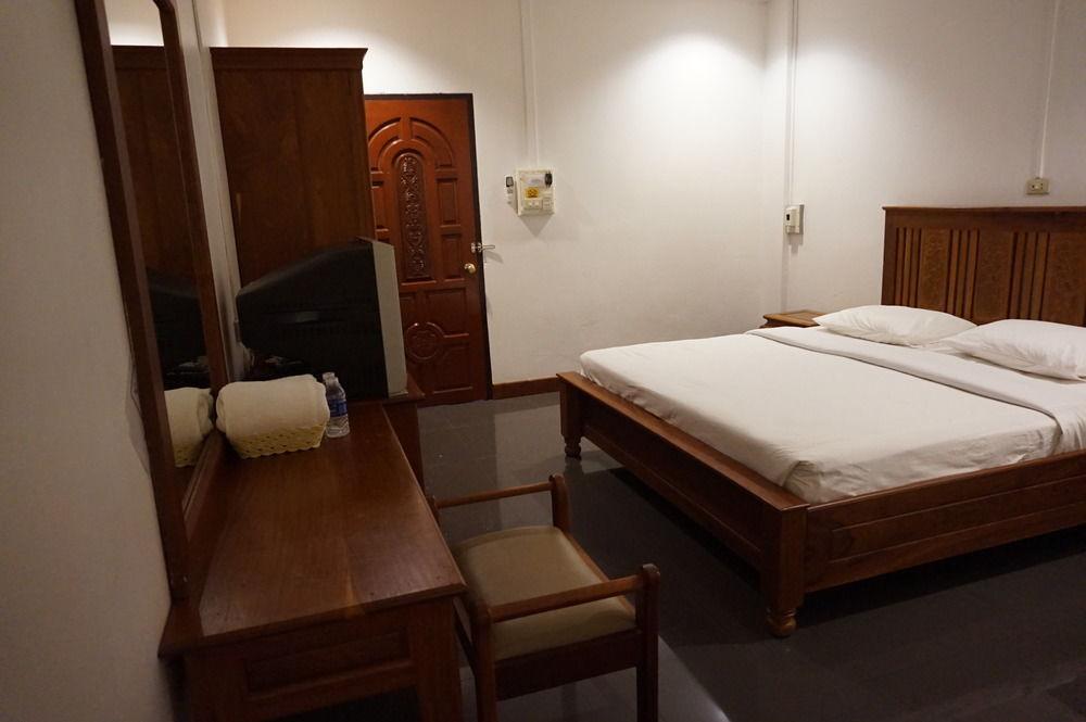 Alisa Guesthouse Pakse Dış mekan fotoğraf