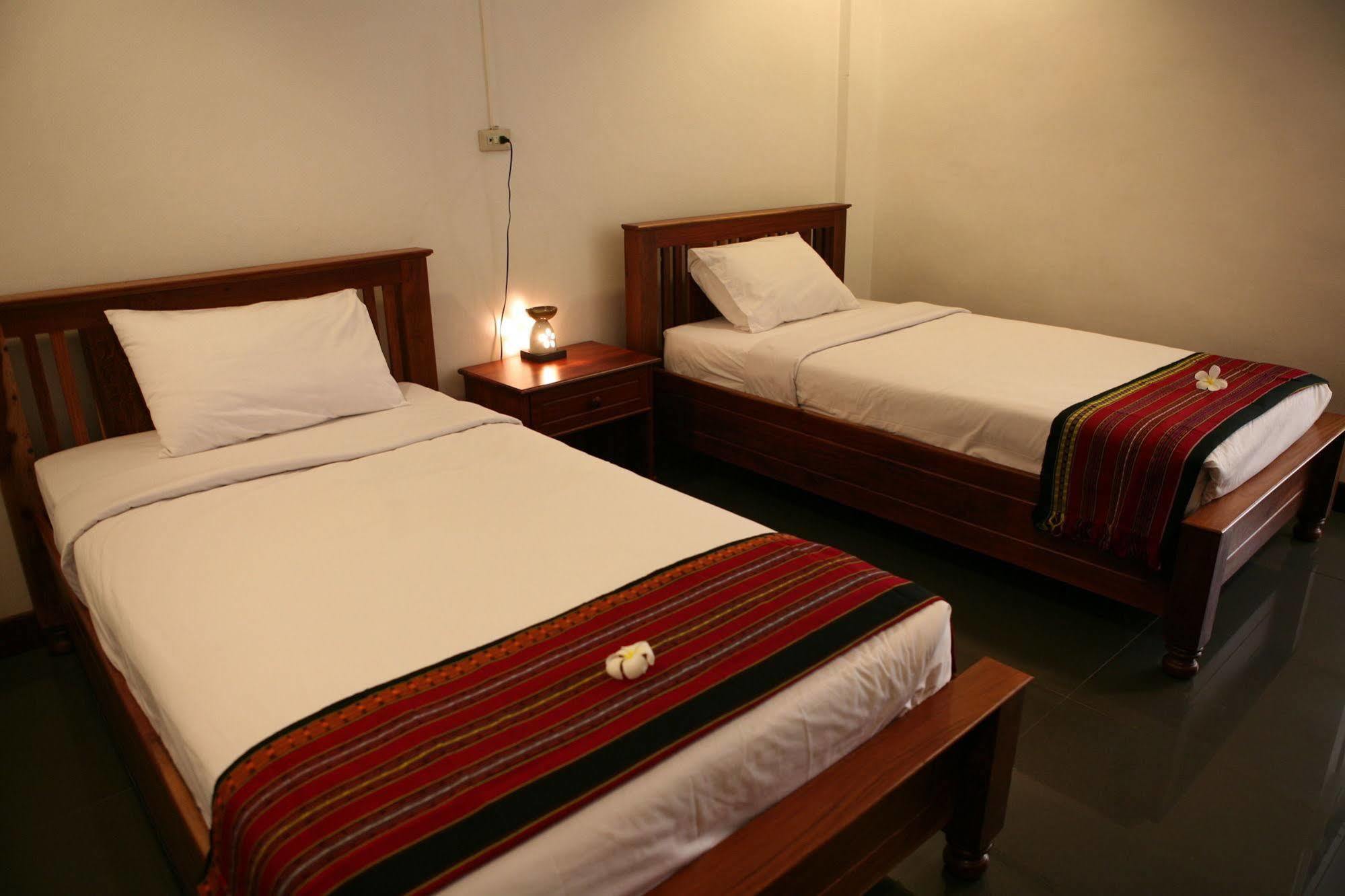 Alisa Guesthouse Pakse Dış mekan fotoğraf