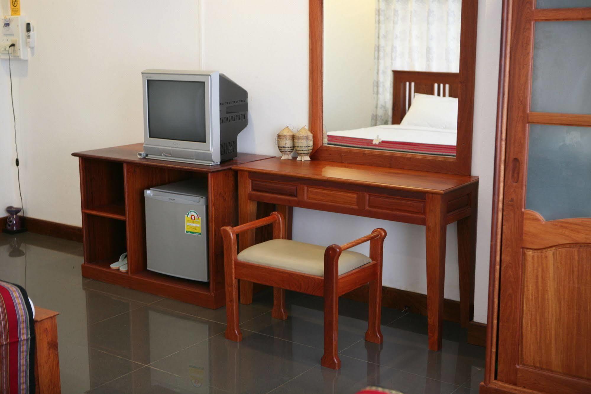 Alisa Guesthouse Pakse Dış mekan fotoğraf